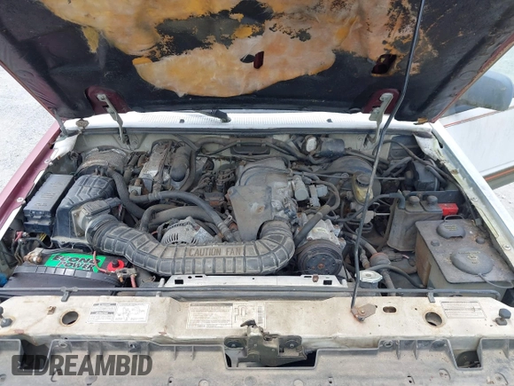 1994 Ford Explorer z VIN 1FMCU24X6RUD62453, wystawiony jako IAAI lot #42505102 z przebiegiem 196 888 mil mil oraz . Historia ofert i sprzedaży dostępna na DreamBid. Obrazek 10.