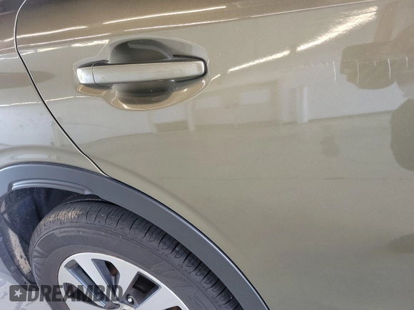 2022 Subaru Outback Premium z VIN 4S4BTADC5N3270899, wystawiony jako IAAI lot #42787273 z przebiegiem 105 494 mil mil oraz . Historia ofert i sprzedaży dostępna na DreamBid. Obrazek 2.