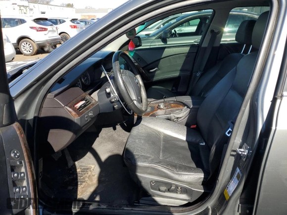 2006 BMW 5 Series 530xi with VIN WBANF73516CU19452, listed as a Copart auction lot 47118735 with 146,502 mi miles and Salvage Title. Bid and sale history available at DreamBid. Image 7.