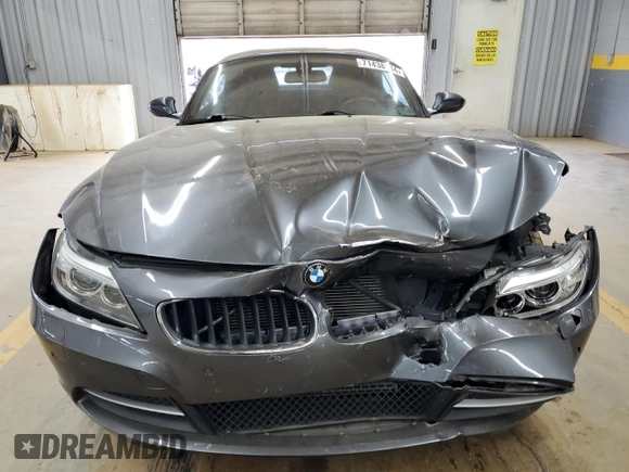 2015 BMW Z4 sDrive28i with VIN WBALL5C52FP557059, listed as a Copart auction lot 71438184 with Not provided miles and Salvage title. Bid and sale history available at DreamBid. Image 5.