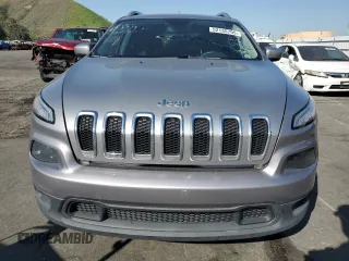 2017 Jeep Cherokee Latitude with VIN 1C4PJLCB2HW619654, listed as a Copart auction lot 52135795 with 161,299 mi miles and Clean Title. Bid and sale history available at carsss.com. Image 5.