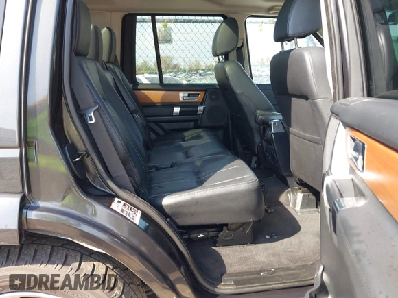 2015 Land Rover LR4 HSE с VIN SALAG2V60FA759297, выставлен на аукционе IAAI как лот 42128974 с пробегом 162 058 миль миль и . История ставок и продаж доступна на DreamBid. Изображение 8.