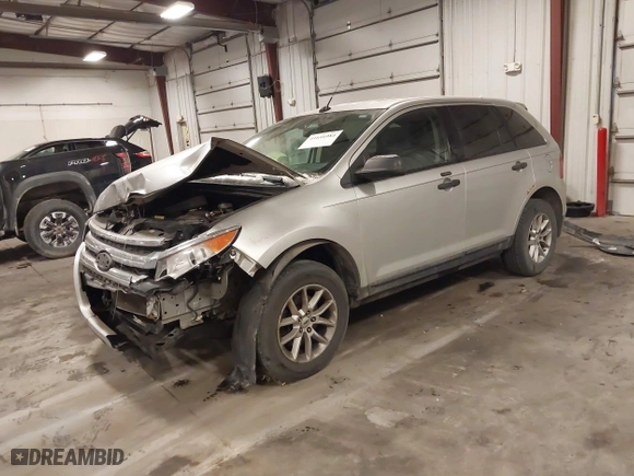 2013 Ford Edge SE with VIN 2FMDK3GC3DBB16709, listed as a IAAI auction lot 41616984 with 206,275 mi miles. Bid and sale history available at carsss.com. Image 2.
