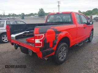 2018 Ford F-150 XL z VIN 1FTEX1EB2JFE14994, wystawiony jako IAAI lot #42209524 z przebiegiem 88 285 mil mil oraz . Historia ofert i sprzedaży dostępna na DreamBid. Obrazek 4.