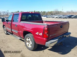 2006 Chevrolet Silverado 1500 LT1 with VIN 2GCEK13N061244970, listed as a IAAI auction lot 41663479 with 315,626 mi miles. Bid and sale history available at carsss.com. Image 3.