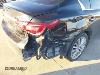 2018 Infiniti Q50 3.0t LUXE with VIN JN1EV7AP7JM363310, listed as a IAAI auction lot 40924400 with 103,578 mi miles. Bid and sale history available at carsss.com. Image 17.