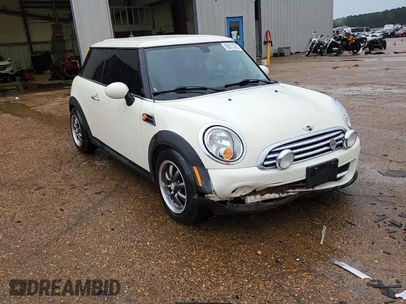 2012 MINI Hardtop z VIN WMWSU3C54CT543437, wystawiony jako Copart lot #60613355 z przebiegiem 43 932 mil mil oraz Szkoda całkowita • Salvage title. Historia ofert i sprzedaży dostępna na DreamBid. Obrazek 13.