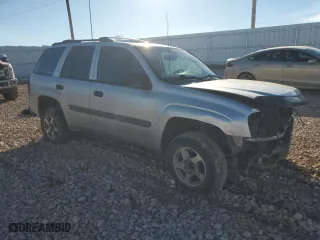 2005 Chevrolet TrailBlazer LT with VIN 1GNDT13S052279240, listed as a Copart auction lot 50742545 with 282,606 mi miles and Clean Title. Bid and sale history available at carsss.com. Image 4.