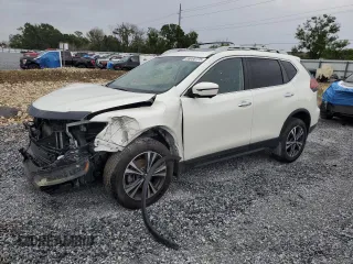 2020 Nissan Rogue SV z VIN 5N1AT2MV6LC748666, wystawiony jako Copart lot #59080775 z przebiegiem 58 333 mil mil oraz Nie do naprawy • Non repairable. Historia ofert i sprzedaży dostępna na DreamBid. Obrazek 1.