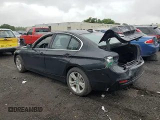 2017 BMW 3 Series 330i xDrive z VIN WBA8D9C31HA005129, wystawiony jako Copart lot #58385565 z przebiegiem 91 256 mil mil oraz Szkoda całkowita • Salvage title. Historia ofert i sprzedaży dostępna na DreamBid. Obrazek 2.