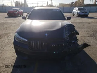 2019 BMW 7 Series 740i with VIN WBA7E2C55KB454137, listed as a Copart auction lot 40282713 with 42,654 mi miles. Bid and sale history available at carsss.com. Image 5.
