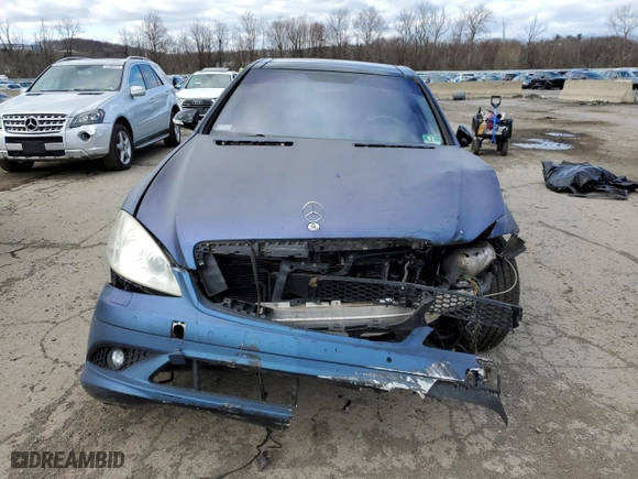 2007 Mercedes-Benz S-Class 5.5L V8 with VIN WDDNG71X77A052659, listed as a Copart auction lot 52192355 with 111,124 mi miles and Salvage Title. Bid and sale history available at carsss.com. Image 5.