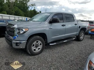 2019 Toyota Tundra SR5 z VIN 5TFDW5F18KX853575, wystawiony jako Copart lot #56701515 z przebiegiem 142 033 mil mil oraz Nie do naprawy • Non repairable. Historia ofert i sprzedaży dostępna na DreamBid. Obrazek 1.