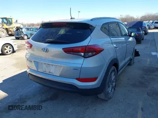 2017 Hyundai Tucson SE with VIN KM8J3CA46HU524316, listed as a IAAI auction lot 41742758 with 50,140 mi miles. Bid and sale history available at carsss.com. Image 4.