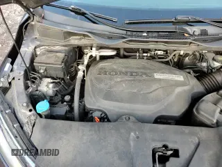 2020 Honda Odyssey LX with VIN 5FNRL6H20LB047462, listed as a Copart auction lot 82296145 with 61,618 mi miles and Salvage title. Bid and sale history available at DreamBid. Image 14.