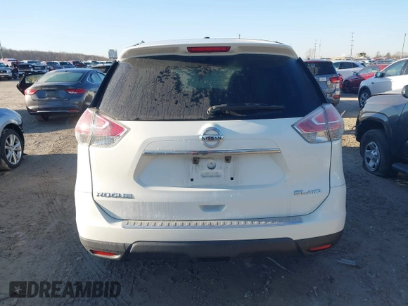 2015 Nissan Rogue SV with VIN 5N1AT2MVXFC916779, listed as a IAAI auction lot 41757810 with 169,629 mi miles. Bid and sale history available at carsss.com. Image 17.