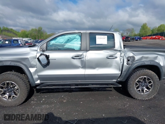 2024 Chevrolet Colorado 4WD ZR2 with VIN 1GCPTFEK4R1287384, listed as a IAAI auction lot 42201247 with 13,053 mi miles and . Bid and sale history available at DreamBid. Image 6.