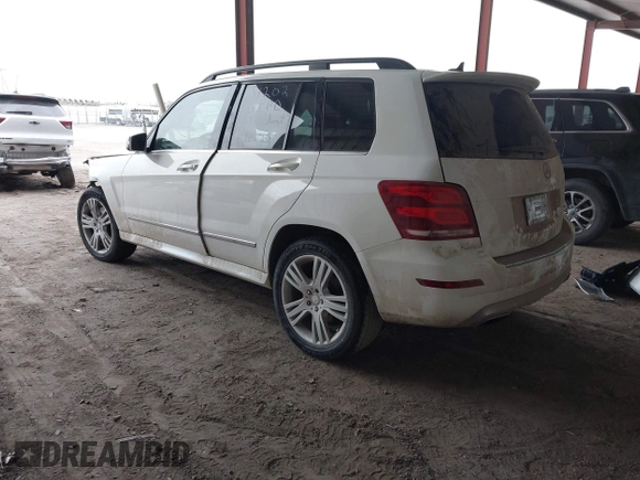2014 Mercedes-Benz GLK 350 with VIN WDCGG8JBXEG330438, listed as a IAAI auction lot 41382071 with 172,279 mi miles and . Bid and sale history available at DreamBid. Image 3.