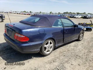 2000 Mercedes-Benz CLK 320/430 z VIN WDBLK70G9YT053107, wystawiony jako Copart lot #54883225 z przebiegiem 374 260 mil mil oraz Szkoda całkowita • Salvage title. Historia ofert i sprzedaży dostępna na DreamBid. Obrazek 3.