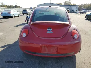 2010 Volkswagen New Beetle Coupe with VIN 3VWPW3AG8AM014668, listed as a Copart auction lot 79402254 with 165,338 mi miles and Salvage Title. Bid and sale history available at carsss.com. Image 6.
