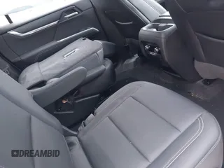 2024 GMC Acadia AWD Elevation z VIN 1GKENNKS0RJ202948, wystawiony jako IAAI lot #41219586 z przebiegiem 8 049 mil mil oraz . Historia ofert i sprzedaży dostępna na DreamBid. Obrazek 8.
