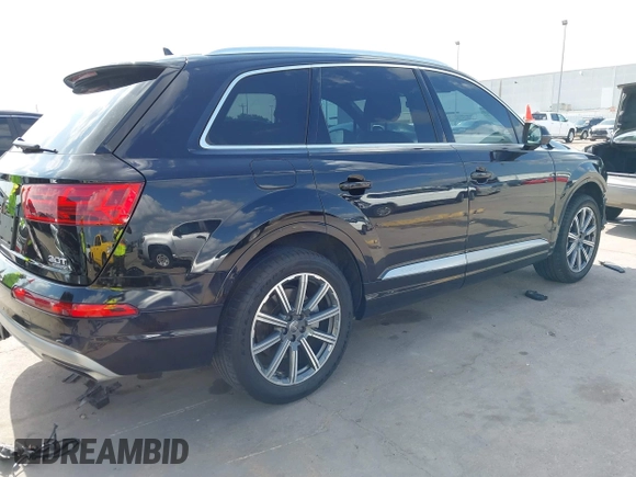 2017 Audi Q7 Premium Plus with VIN WA1LAAF75HD047186, listed as a IAAI auction lot 42280297 with 85,492 mi miles and . Bid and sale history available at DreamBid. Image 4.