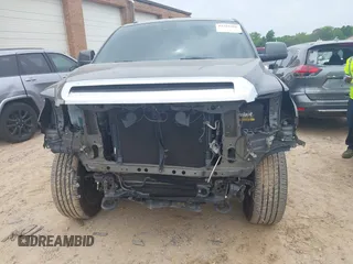 2019 Toyota Tundra SR5 z VIN 5TFHY5F15KX777874, wystawiony jako IAAI lot #42292266 z przebiegiem 98 341 mil mil oraz . Historia ofert i sprzedaży dostępna na DreamBid. Obrazek 11.