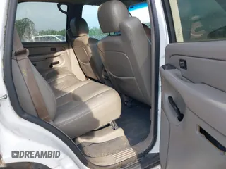 2005 Chevrolet Tahoe LS with VIN 1GNEK13T35J196245, listed as a IAAI auction lot 42131331 with 316,396 mi miles and . Bid and sale history available at DreamBid. Image 8.