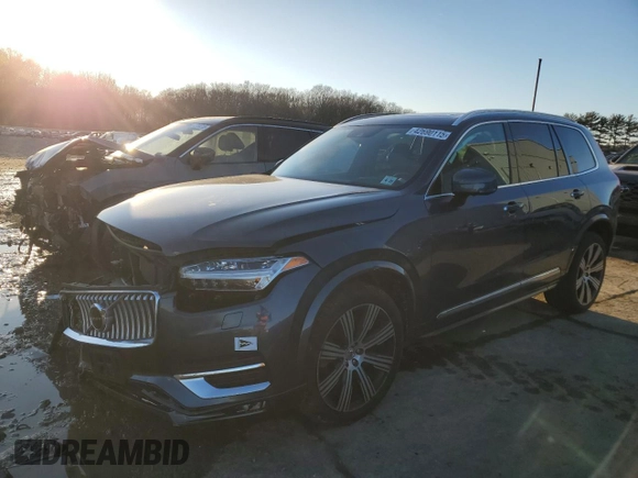 2020 Volvo XC90 Inscription with VIN YV4A22PL6L1533380, listed as a Copart auction lot 42690115 with 31,154 mi miles and Salvage Title. Bid and sale history available at carsss.com. Image 1.
