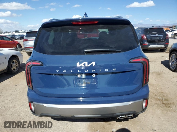 2024 Kia Telluride EX with VIN 5XYP34GC3RG561846, listed as a Copart auction lot 42808235 with 1,334 mi miles and Salvage Title. Bid and sale history available at DreamBid. Image 6.
