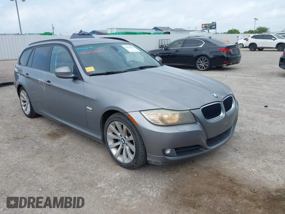 2011 BMW 3 Series 328i xDrive with VIN WBAUU3C55BA542381, listed as a IAAI auction lot 42434842 with 173,946 mi miles and . Bid and sale history available at DreamBid. Image 1.