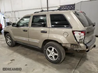 2005 Jeep Grand Cherokee Laredo with VIN 1J4HR48N85C645978, listed as a Copart auction lot 50022805 with 181,424 mi miles and Salvage Title. Bid and sale history available at carsss.com. Image 2.