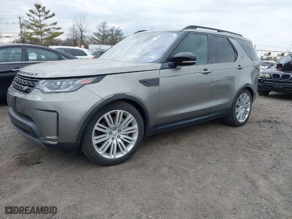 2018 Land Rover Discovery HSE Luxury with VIN SALRT2RV4JA072963, listed as a IAAI auction lot 41759427 with 74,540 mi miles. Bid and sale history available at carsss.com. Image 2.