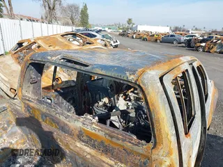 2014 Nissan Frontier SV with VIN 1N6AD0ER1EN735044, listed as a IAAI auction lot 41228247 with Not Provided miles and . Bid and sale history available at DreamBid. Image 13.