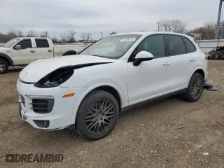 2017 Porsche Cayenne with VIN WP1AA2A25HKA80925, listed as a Copart auction lot 45039835 with 83,973 mi miles and Salvage Title. Bid and sale history available at carsss.com. Image 1.