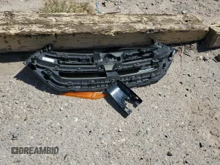 2020 Toyota Prius LE z VIN JTDKARFPXL3124035, wystawiony jako Copart lot #53996215 z przebiegiem Nie podano mil oraz Szkoda całkowita • Salvage title. Historia ofert i sprzedaży dostępna na DreamBid. Obrazek 12.