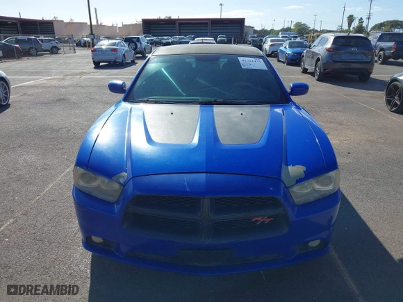 2013 Dodge Charger RT Max with VIN 2C3CDXCT6DH715161, listed as a IAAI auction lot 41722473 with 121,077 mi miles. Bid and sale history available at carsss.com. Image 6.