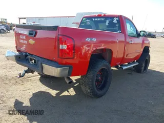 2013 Chevrolet Silverado 1500 LT with VIN 1GCNKSE09DZ136343, listed as a IAAI auction lot 41687873 with 126,594 mi miles and . Bid and sale history available at DreamBid. Image 4.