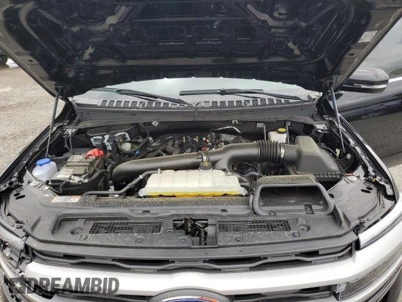 2024 Ford Expedition Max XLT with VIN 1FMJK1H83REA52653, listed as a Copart auction lot 58908145 with 5,198 mi miles and Salvage title. Bid and sale history available at DreamBid. Image 12.