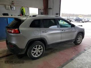 2017 Jeep Cherokee Latitude z VIN 1C4PJMCS4HW500557, wystawiony jako Copart lot #54408435 z przebiegiem 125 360 mil mil oraz Szkoda całkowita • Salvage title. Historia ofert i sprzedaży dostępna na DreamBid. Obrazek 3.
