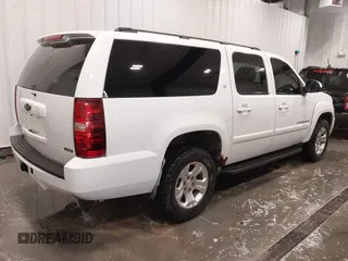 2007 Chevrolet Suburban LT with VIN 1GNFK16307J240138, listed as a IAAI auction lot 42039221 with 212,689 mi miles and . Bid and sale history available at DreamBid. Image 4.