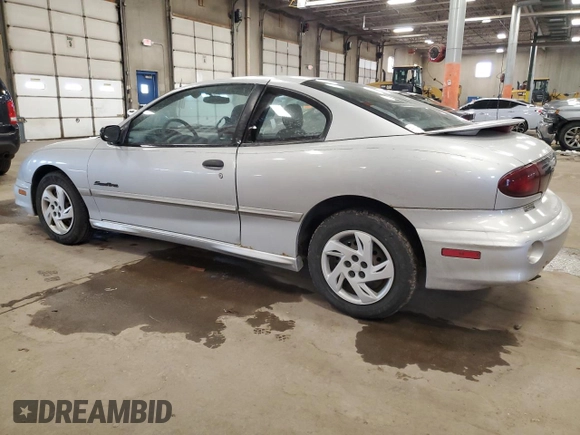 2001 Pontiac Sunfire SE z VIN 1G2JB124717145098, wystawiony jako Copart lot #48211645 z przebiegiem 97 886 mil mil oraz Czysty tytuł • Clean title. Historia ofert i sprzedaży dostępna na DreamBid. Obrazek 2.