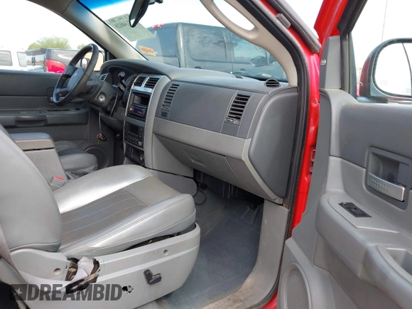 2005 Dodge Durango Limited with VIN 1D8HB58D65F558040, listed as a IAAI auction lot 42734028 with 250,267 mi miles and . Bid and sale history available at DreamBid. Image 5.