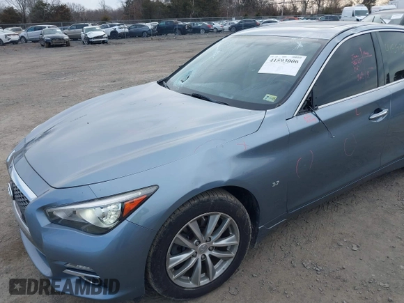 2015 Infiniti Q50 with VIN JN1BV7AR0FM392708, listed as a IAAI auction lot 41593006 with 109,066 mi miles. Bid and sale history available at carsss.com. Image 6.