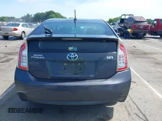 2015 Toyota Prius Four with VIN JTDKN3DU4F2004333, listed as a IAAI auction lot 42498090 with 237,179 mi miles and . Bid and sale history available at DreamBid. Image 16.
