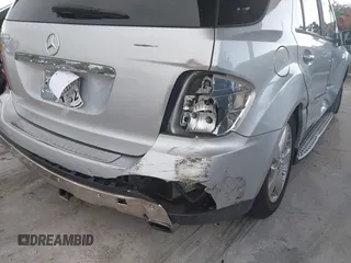 2006 Mercedes-Benz M 500 z VIN 4JGBB75E06A006024, wystawiony jako IAAI lot #42477075 z przebiegiem 164 740 mil mil oraz . Historia ofert i sprzedaży dostępna na DreamBid. Obrazek 12.