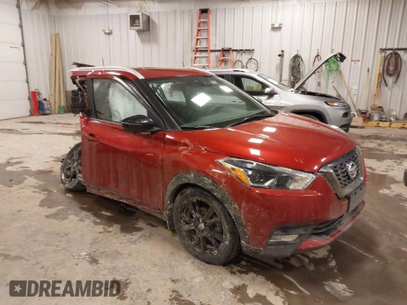 2020 Nissan Kicks SR with VIN 3N1CP5DV3LL559287, listed as a IAAI auction lot 41427505 with 43,492 mi miles. Bid and sale history available at carsss.com. Image 1.