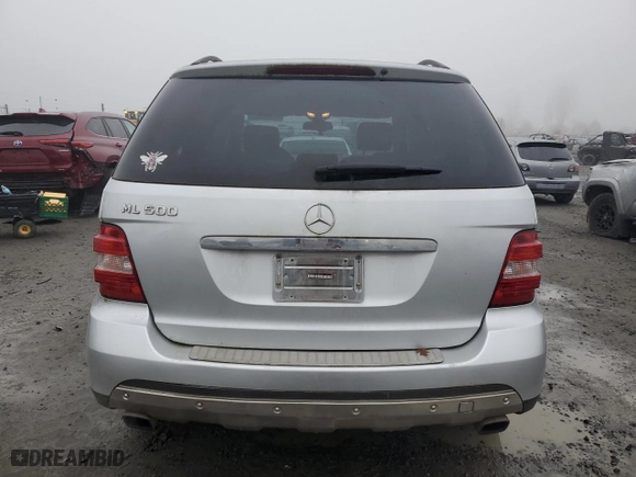 2006 Mercedes-Benz M-Class 5.0L with VIN 4JGBB75E36A086631, listed as a Copart auction lot 88330425 with 170,642 mi miles and Clean Title. Bid and sale history available at carsss.com. Image 6.