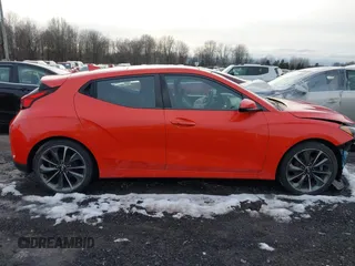 2019 Hyundai Veloster 2.0 with VIN KMHTG6AF6KU005046, listed as a IAAI auction lot 41073491 with 31,490 mi miles. Bid and sale history available at carsss.com. Image 13.
