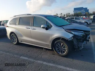 2021 Toyota Sienna XLE with VIN 5TDYRKEC2MS074448, listed as a IAAI auction lot 41946030 with 122,509 mi miles and . Bid and sale history available at DreamBid. Image 13.